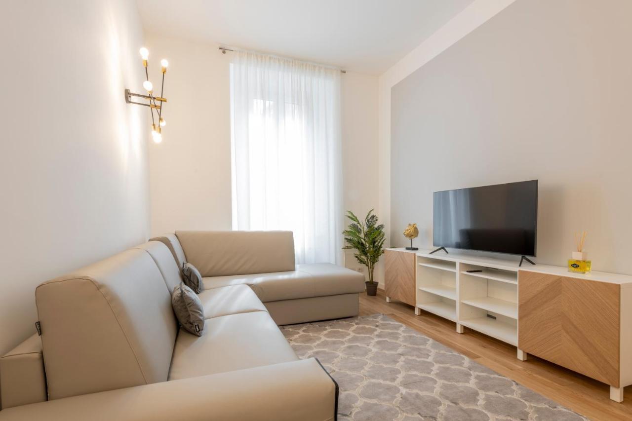 Milan Royal Suites - Centro Cadorna ภายนอก รูปภาพ