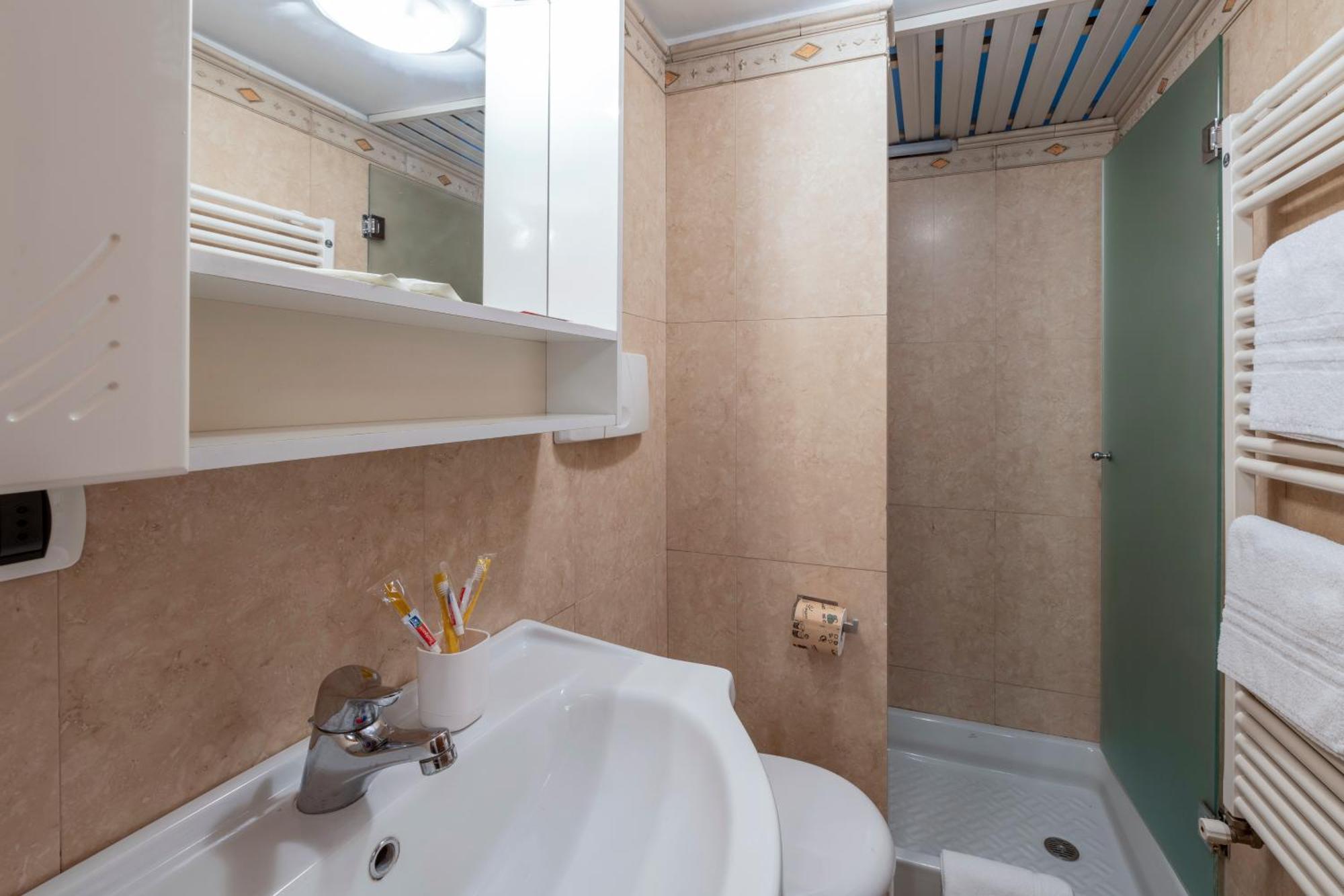 Milan Royal Suites - Centro Cadorna ภายนอก รูปภาพ