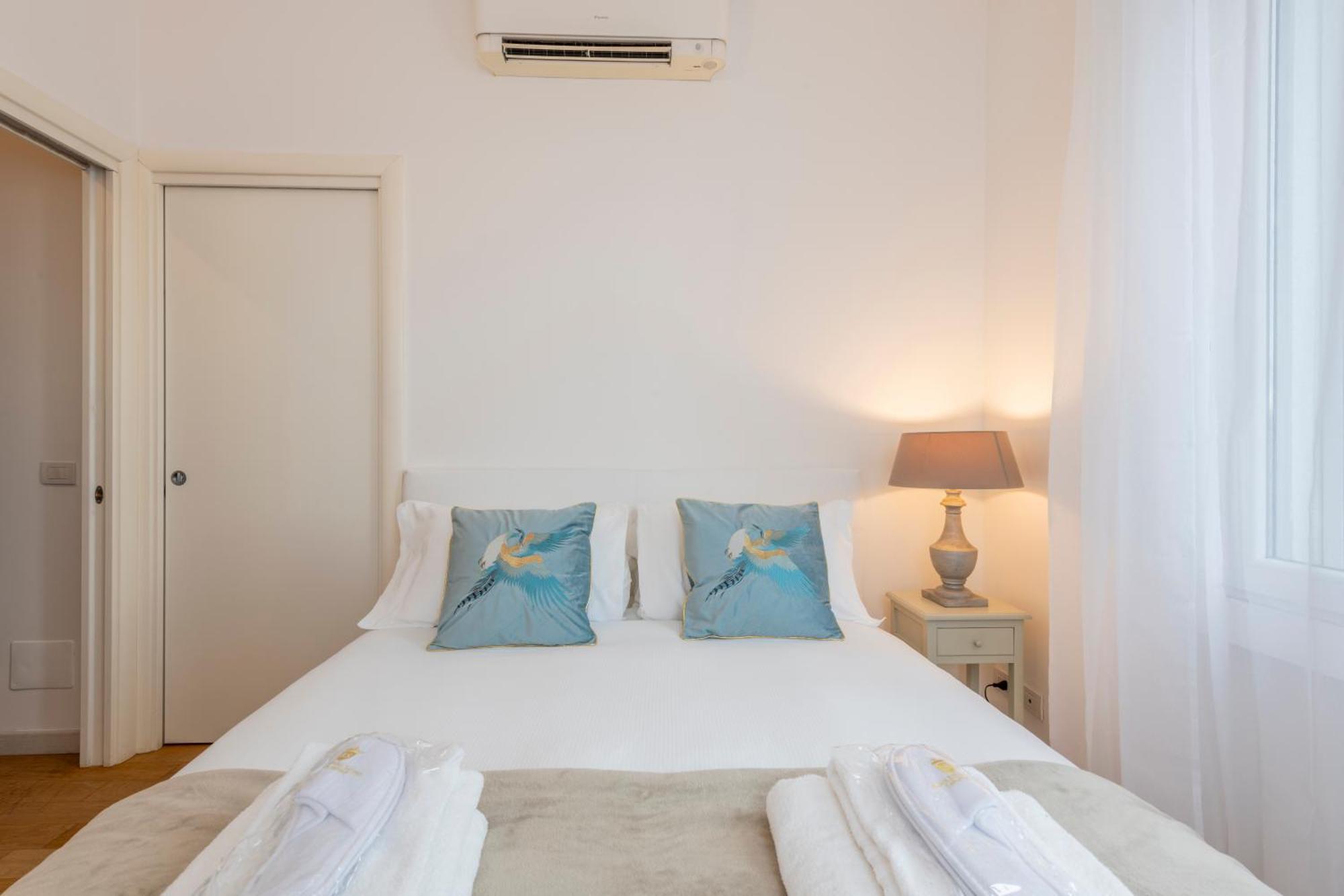 Milan Royal Suites - Centro Cadorna ภายนอก รูปภาพ